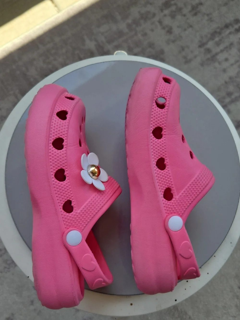 Kids Pink Heart-Cut Clog Sandals with Flower Accent